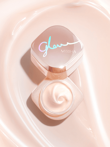 MISSHA Glow Skin Balm, Korean glow cream that works as both a moisturizer and primer. Leaves the skin smooth with a glowing look. MISSHA Glow Skin Balm, Korean glow cream that works as both a moisturizer and primer. Leaves the skin smooth with a glowing look.