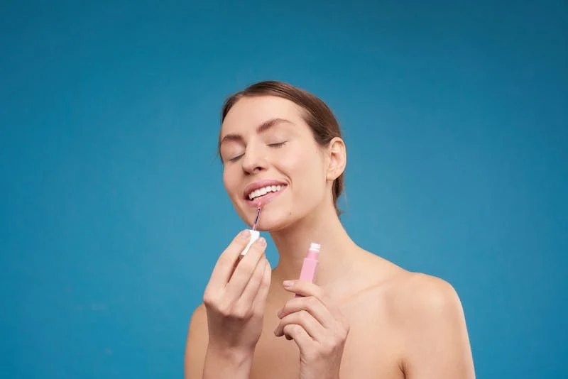 Primer vs Concealer: Navigating Makeup Basics