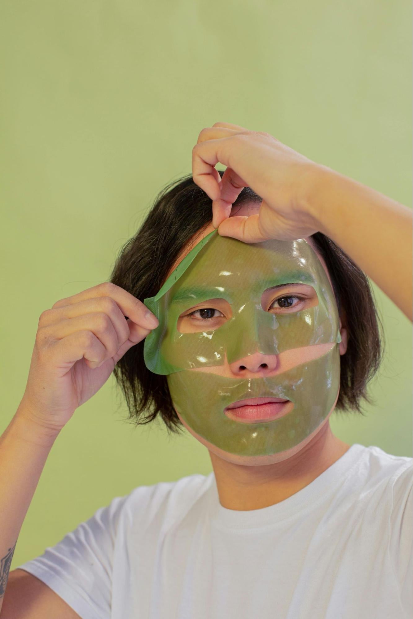 Squalane vs Hyaluronic Acid: Skincare Showdown