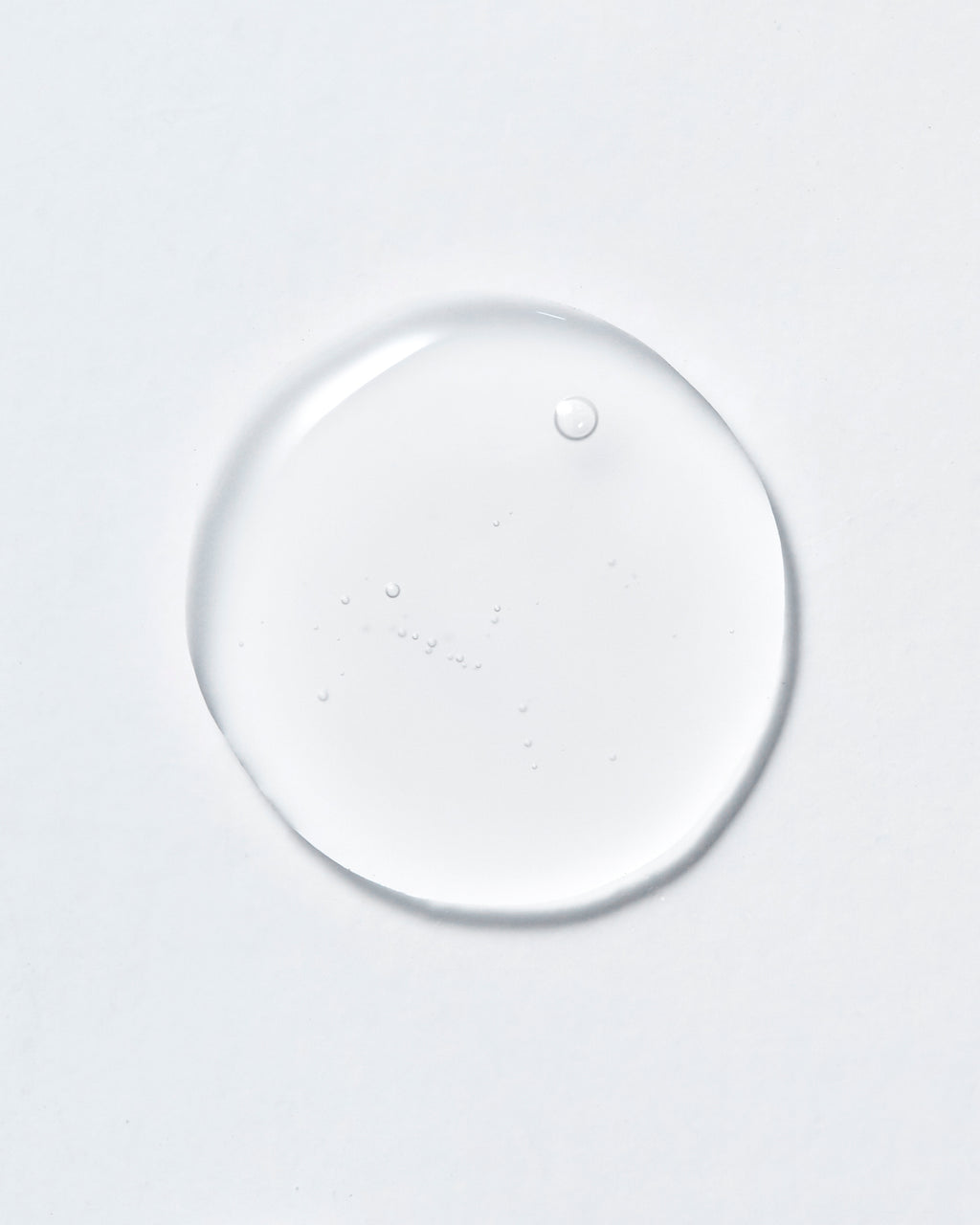 texture shot of Missha Super Aqua Ultra Hyalron Ampoule against a white background.